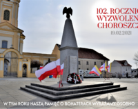 Plakat z fotografią Pomnika Obrońców Ojczyzny w Choroszczy i napisem: 102. rocznica wyzwolenia Choroszczy.