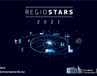 Plakat z grafiką nawiązującą do kosmosu i napisem Regiostars 2021.