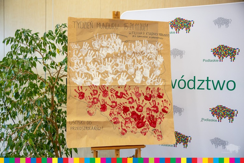 Plakat wykonany przez dzieci w ramach akcji Tydzień Munduru