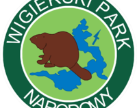Logo Wigierskiego Parku Narodowego. W zielonym kółku bóbr.