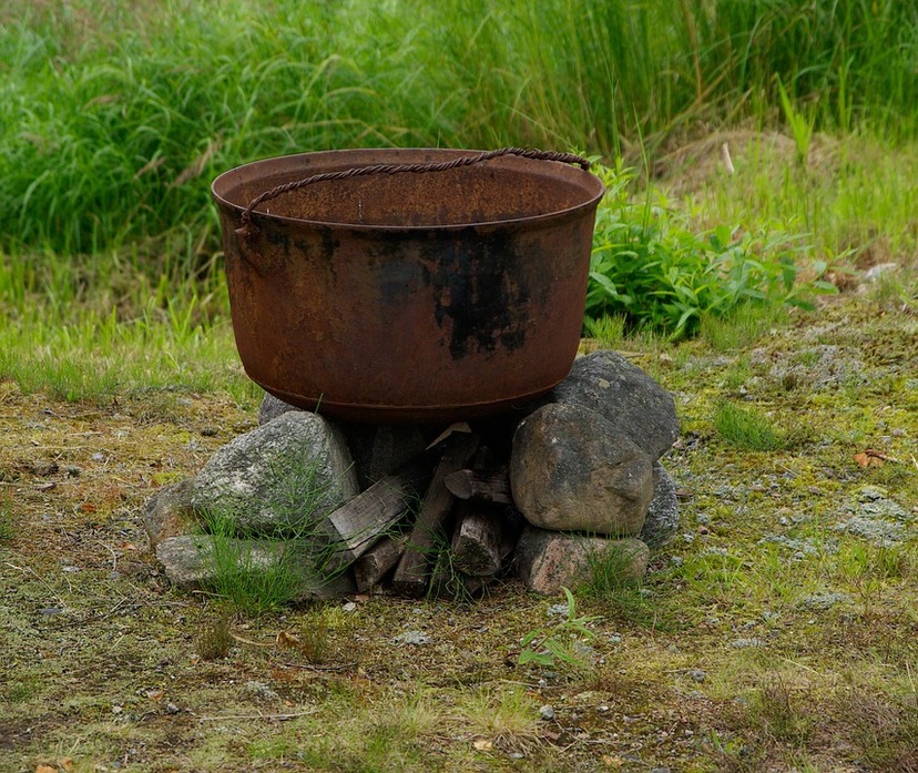 Ilustracja do artykułu cauldron-907406_960_720 - Kopia.jpg