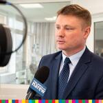 Marszałek Malinowski udziela wywiadu TV