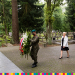Ilustracja do artykułu 81. rocznica wybuchu II wojny światowej. Kwiaty na cmentarzu wojskowym (9 of 15).jpg