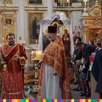 Liturgia w cerkwi, duchowni podczas obrzędu