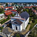 Widok z lotu ptaka na kościół  pw. Narodzenia NMP i św. Mikołaja - Bazylika Mniejsza w Bielsku Podlaskim