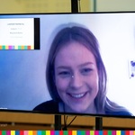 Magdalena Bućko - laureatka I miejsca - na ekranie monitora