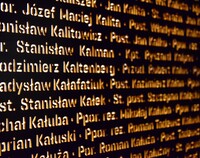 Tablica Memoriału Zbrodni Katyńskiej