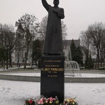 Pomnik błogosławionego księdza Jerzego Popiełuszki