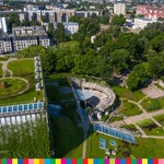 Gmach Opery i Filharmonii w Białymstoku i okolice widziane z lotu ptaka