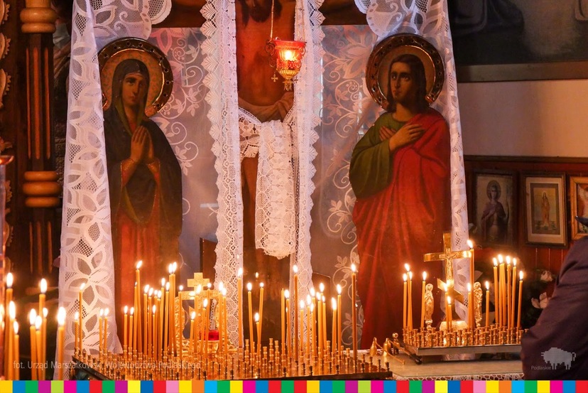 Świce oraz obrazy podczas prawosławnych obchodów świąt