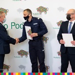 Podpisanie umowy na nowe pojazdy dla Podlaskiej Policji.