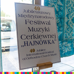 Plakat z napisem: 40. Jubileuszowy Festiwal Muzyki Cerkiewnej „Hajnówka 2021”