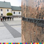 [12.05.2022] Złożenie kwiatów pod Pomnikiem Marszałka Józefa Piłsudskiego w Białymstoku-2.jpg